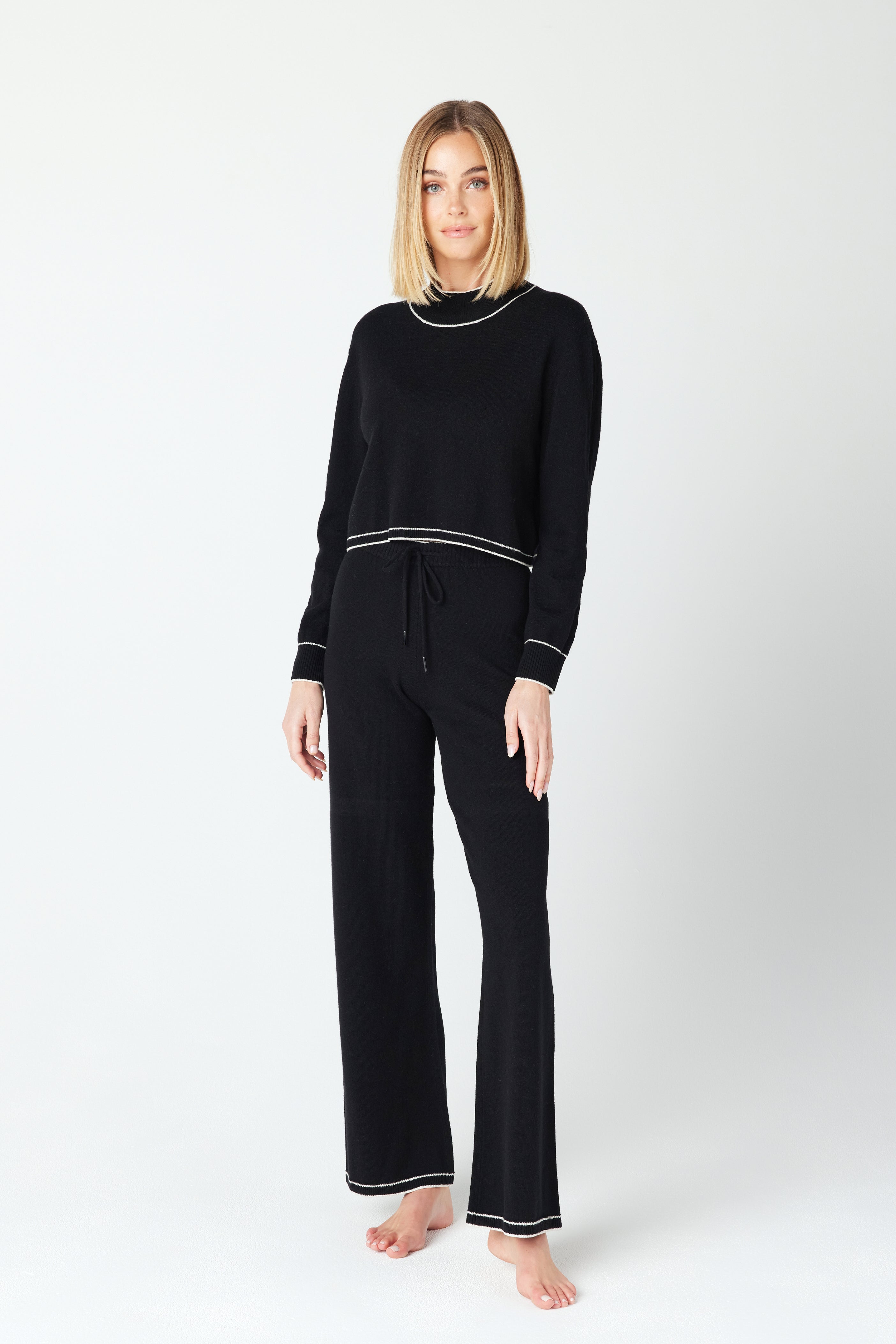 Black Cashmere Lounge Pullover