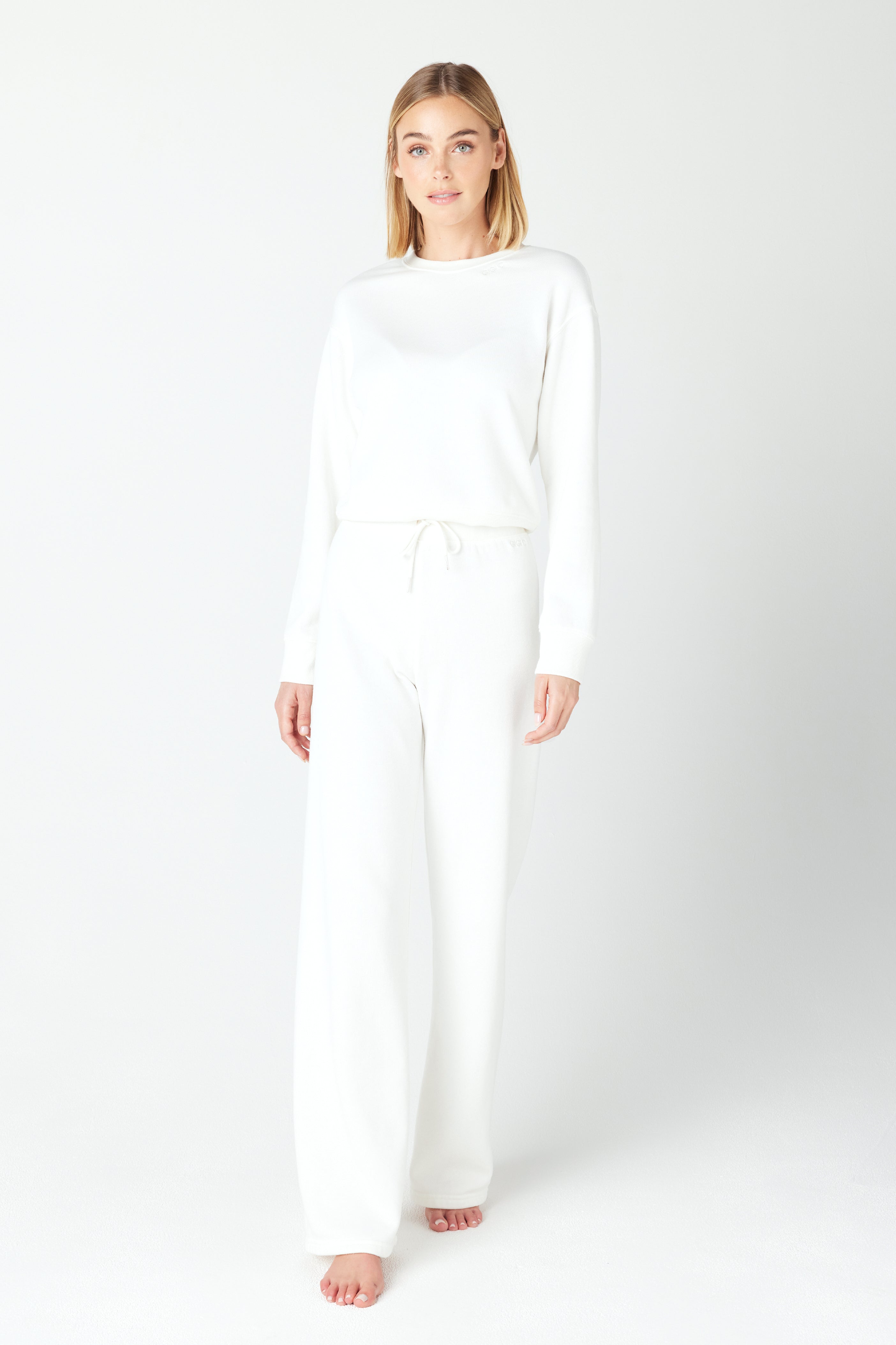 White Fleece Lounge Pullover